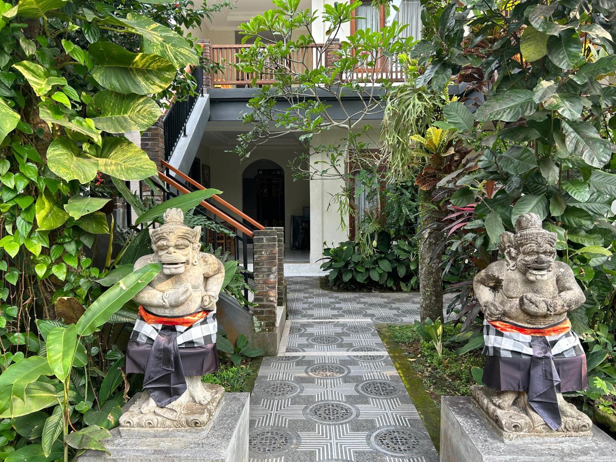Balimas Guest House Ubud Exterior foto